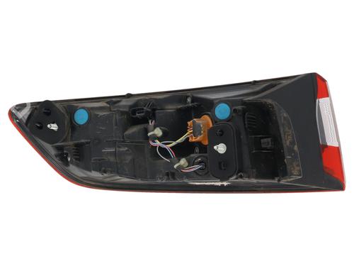 right-taillight-renault-megane-iv-grandtour-k9amn_-2016-40111734 main image