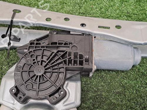 Left front window motor DS DS 3 (SA_) 1.6 BlueHDi 100 (SABHY0, SABHYT) | BP29948201E21 - Image 3