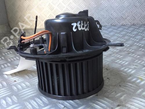 Heater blower motor VW GOLF VI (5K1) 1.6 TDI | BP30070447M62