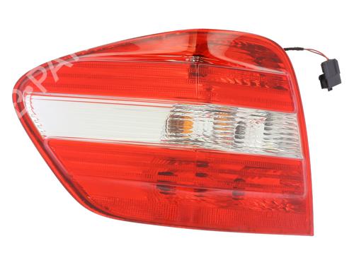 Used Left taillight MERCEDES-BENZ M-CLASS (W164) ML 280 CDI 4-matic (164.120) (190 hp) 30510775