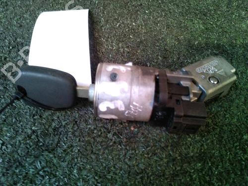 Used Ignition barrel PEUGEOT 207 CC (WD_) 1.6 HDi (109 hp) 17159313