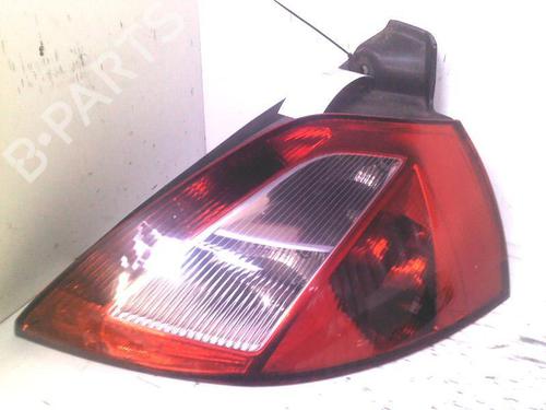 Used Right taillight Right taillight 29952062 29952062