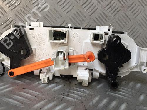 Climate control PEUGEOT 208 I (CA_, CC_) 1.4 HDi | BP30070515I5 