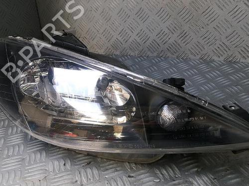 Used Right headlight PEUGEOT 206 CC (2D) 2.0 S16 (136 hp) 30064269