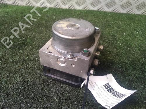 Used ABS pump RENAULT SCÉNIC II (JM0/1_) 1.5 dCi (JM1E, JM16) (106 hp) 17158747
