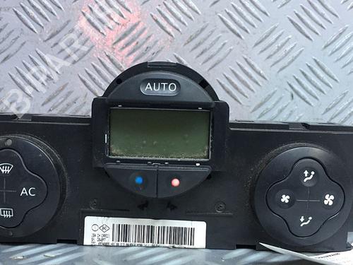 Used Climate control RENAULT SCÉNIC II (JM0/1_) 1.5 dCi (JM1E, JM16) (106 hp) 30069366