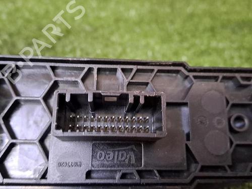 Used Left front window switch Left front window switch RENAULT SCÉNIC IV (J9_) 1.7 Blue dCi 150 (J9A7, J9A8) (150 hp) 30077062 30077062