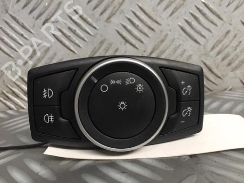 Used Switch Switch FORD FOCUS III 1.5 EcoBoost (150 hp) 30068846 30068846