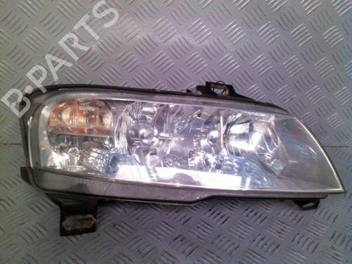 Used Right headlight Right headlight FIAT STILO (192_) 1.6 16V (192_XB1A) (103 hp) 30075104 30075104