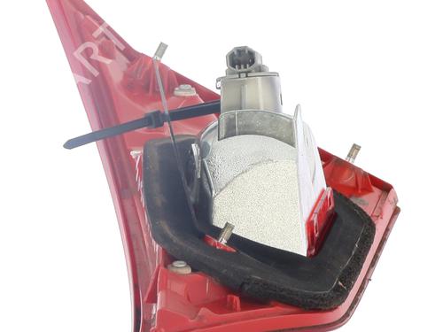 Used Left tailgate light Left tailgate light TOYOTA AURIS (_E18_) 1.8 Hybrid (ZWE186_, ZWE186R) (136 hp) 30967855 30967855