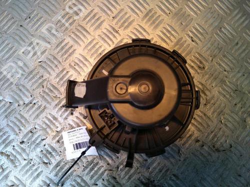 Heater blower motor VW CRAFTER 30-50 Van (2E_) 2.5 TDI | BP30070579M62 