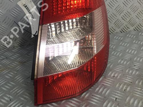 Used Right taillight RENAULT SCÉNIC II (JM0/1_) 1.9 dCi (JM0G, JM12, JM1G, JM2C) (120 hp) 30065693