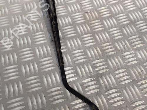 Used Front windshield wiper arm SUZUKI SWIFT III (MZ, EZ) 1.3 (RS413, ZC11S) (92 hp) 30074170