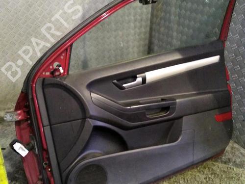 Used Right front door Right front door 30070836 30070836