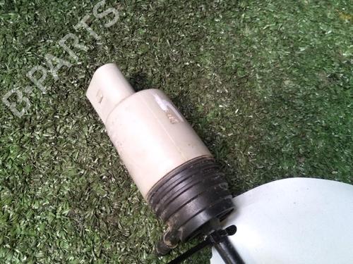 Used Washer pump BMW 5 (E60) 535 d (272 hp) 14545386