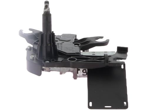 Used Rear wiper motor PEUGEOT 2008 I (CU_) 1.2 THP 110 / PureTech 110 (110 hp) 30647367