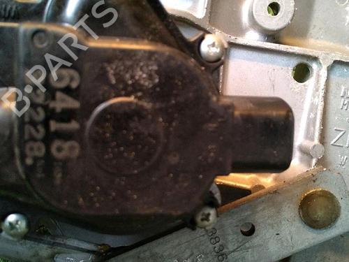 Used Front wiper motor NISSAN X-TRAIL I (T30) 2.2 dCi 4x4 (136 hp) 30071587