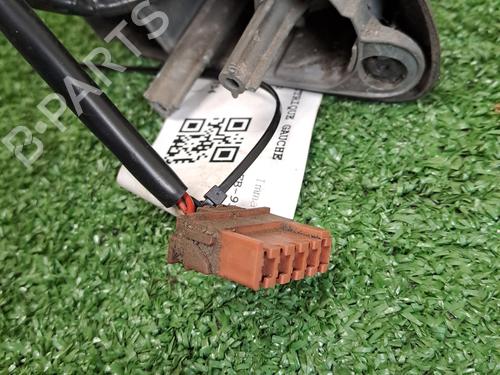 Retrovisor esquerdo Retrovisor esquerdo PEUGEOT 106 II (1A_, 1C_) 1.4 i (75 hp) 33006152 33006152