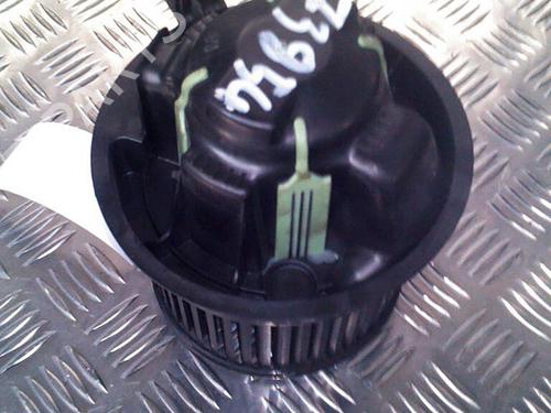 Varmeblæser PEUGEOT 207 (WA_, WC_) 1.4 HDi (68 hp) 30075153