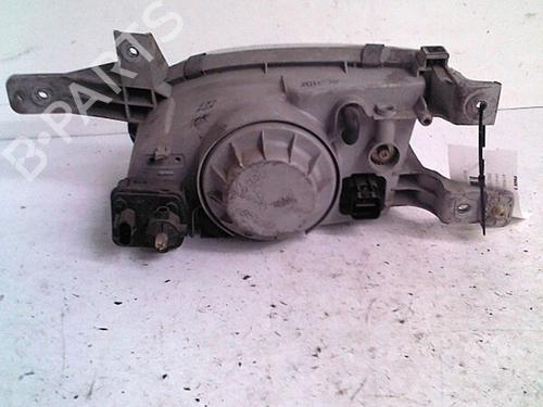Right headlight HYUNDAI ACCENT I (X-3) 1.3 i 12V | BP29952217C29