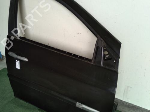 Used Right front door RENAULT CLIO III (BR0/1, CR0/1) 1.2 16V Hi-Flex (BR1U, CR1U) (75 hp) 32093307