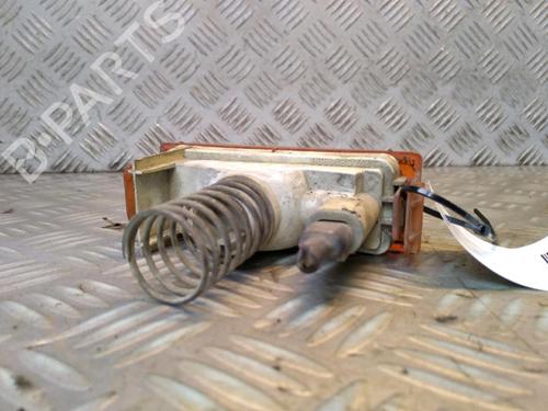 Used Left front indicator Left front indicator 30070732 30070732