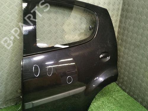 Used Left rear door Left rear door PEUGEOT 107 (PM_, PN_) 1.0 (68 hp) 30063959 30063959