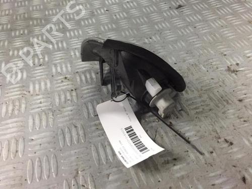 Right front indicator TOYOTA AVENSIS (_T22_) 2.0 D-4D (CDT220_, CDT220R) | BP30069128C33 