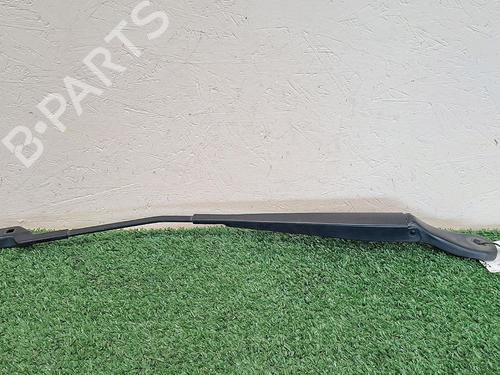 front-windshield-wiper-arm-bmw-2-gran-tourer-f46-2014-37729683 main image