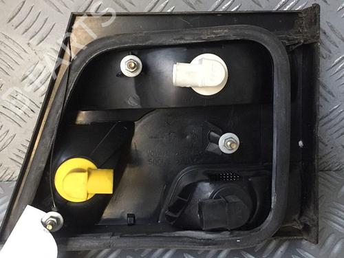 Used Left tailgate light Left tailgate light PEUGEOT 806 (221) 2.1 td 12V (109 hp) 30064961 30064961