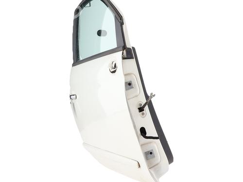 Used Right front door Right front door 37528188 37528188