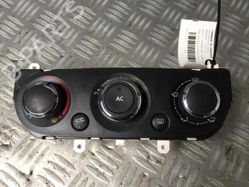 Used Climate control Climate control RENAULT CLIO IV (BH_) 1.2 16V (73 hp) 30070400 30070400