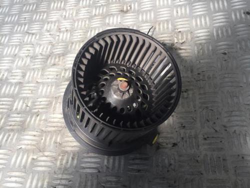 Heater blower motor DACIA SANDERO II 1.2 | BP30069492M62