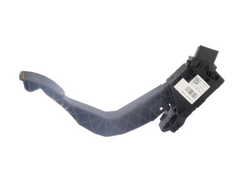Used Pedal Pedal PEUGEOT 2008 II (UD_, US_, UY_, UJ_, UR_, UC_) 1.2 PureTech 100 (USHNK) (101 hp) 30683116 30683116