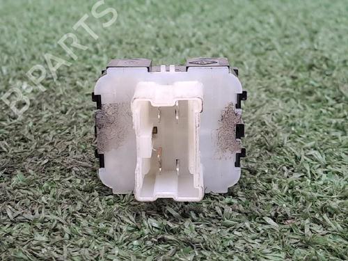 Left front window switch DACIA SANDERO III 1.0 TCe 90 | BP25435743I27 