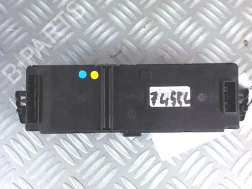 Used Climate control RENAULT GRAND SCÉNIC III (JZ0/1_) 1.6 16V (JZ0U) (109 hp) 29952002