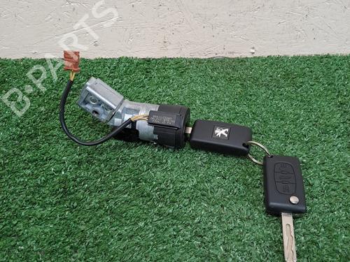 Clé de contact PEUGEOT RCZ 2.0 HDi (163 hp) 33006117