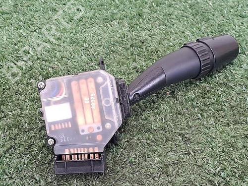 Switch HYUNDAI SANTA FÉ I (SM) 2.0 CRDi 4x4 | BP30064017I30