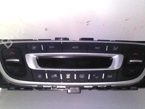 Used Climate control RENAULT SCÉNIC III (JZ0/1_) 1.5 dCi (JZ02, JZ0R) (95 hp) 29952037