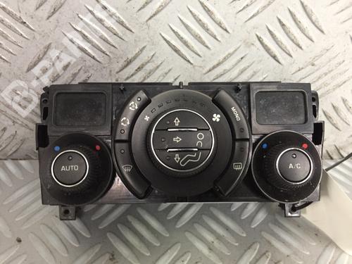 Used Climate control PEUGEOT 3008 I MPV (0U_) 1.6 HDi (109 hp) 11402297