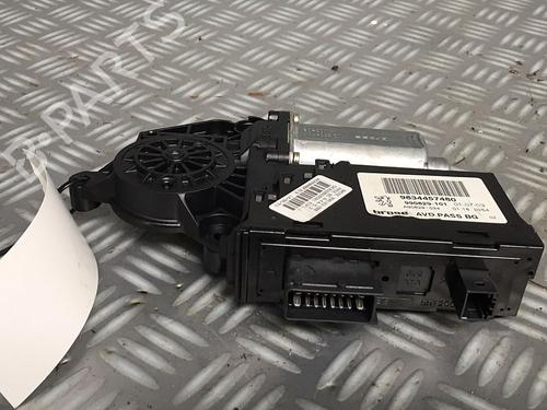 Vindusheismotor høyre foran PEUGEOT 307 SW (3H) 2.0 HDI 110 (107 hp) 30069151