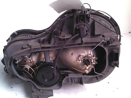 Used Right headlight MERCEDES-BENZ E-CLASS (W210) E 290 Turbo-D (210.017) (129 hp) 30075439