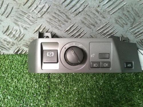 Used Switch Switch BMW 7 (E65, E66, E67) 735 i, Li (272 hp) 29952357 29952357