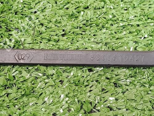 Used Front windshield wiper arm RENAULT KANGOO / GRAND KANGOO II (KW0/1_) 1.5 dCi 85 (KW0K, KW0L, KW0B) (86 hp) 30068170