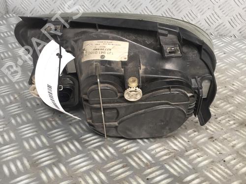 Right headlight VW GOLF IV (1J1) 1.9 TDI | BP21635550C29 