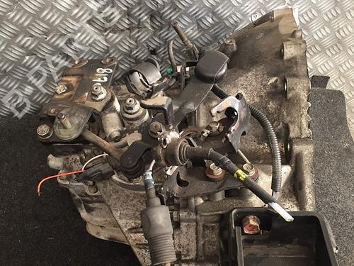 Used Gearbox HYUNDAI TUCSON (JM) 2.0 CRDi (150 hp) 30075956