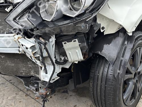 Right front window switch NISSAN QASHQAI II (J11, J11_) 1.2 DIG-T | BP32235911I26 