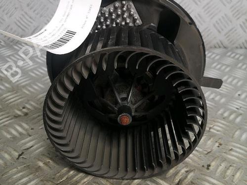 Heater blower motor VW GOLF VI (5K1) 2.0 TDI | BP30069594M62
