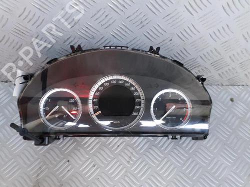 Used Instrument cluster Instrument cluster MERCEDES-BENZ C-CLASS (W204) C 220 CDI (204.008) (170 hp) 30070144 30070144