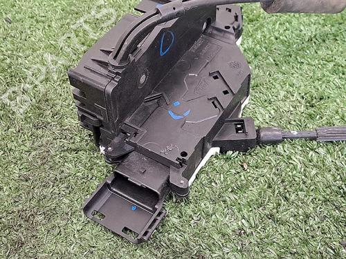 Zamek drzwi przednich prawych PEUGEOT 207 CC (WD_) 1.6 HDi | BP29947908C97